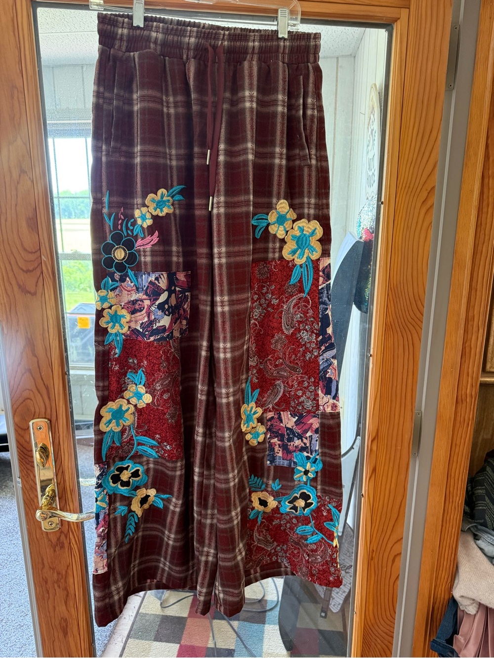 AKIRA Brown/Red Plaid Wide-Leg Pants with Floral Patchwork - Picture 9 of 13